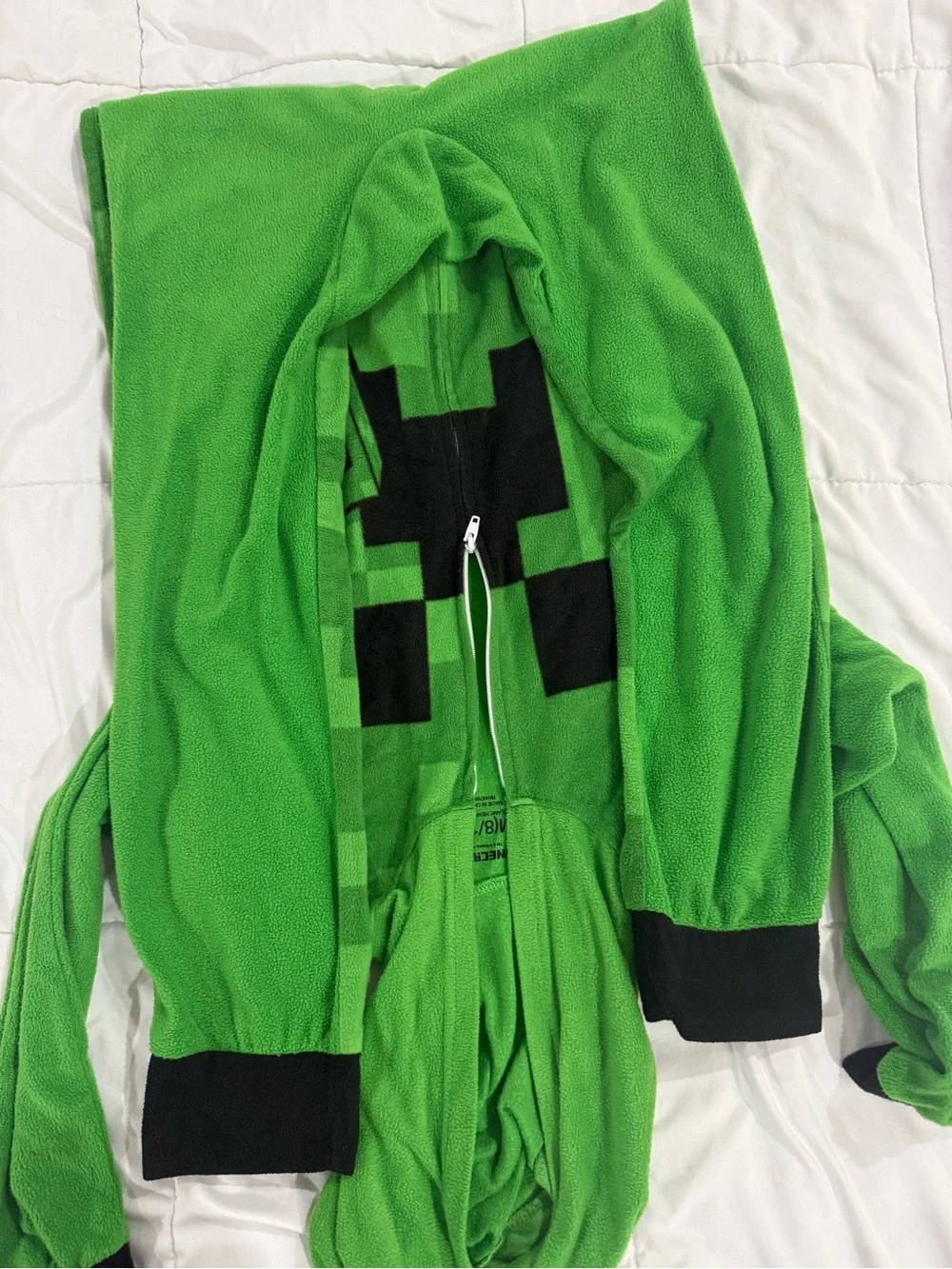 Minecraft Creeper Boys Onesie - Medium